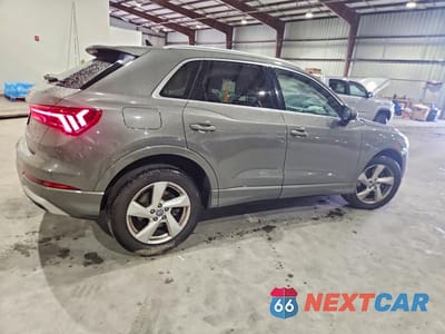 Trzecie zdjęcie samochodu z tyłu: 2020 AUDI Q3 PREMIUM VIN:WA1AECF38L1034835 - miniatura