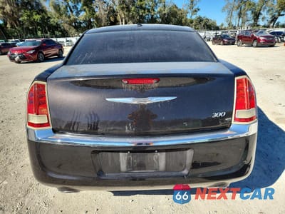 Zdjęcie 6 z 14 samochodu: 2013 CHRYSLER 300 VIN:2C3CCAAG0DH596254 - miniatura