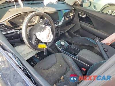 Zdjęcie 8 z 12 samochodu: 2022 KIA NIRO EX PREMIUM VIN:KNDCE3LG6N5146874 - miniatura