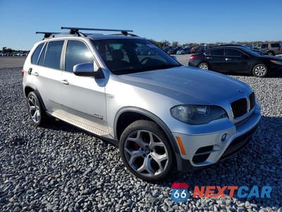 Czwarte zdjęcie samochodu z boku: 2011 BMW X5 XDRIVE35I VIN:5UXZV4C50BL741014 - miniatura