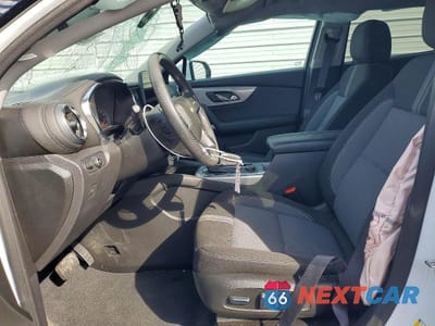 Zdjęcie 7 z 14 samochodu: 2025 CHEVROLET BLAZER 2LT VIN:3GNKBHR44SS208926 - miniatura