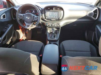 Zdjęcie 8 z 11 samochodu: 2021 KIA SOUL LX VIN:KNDJ23AU9M7141020 - miniatura