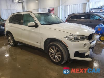 Czwarte zdjęcie samochodu z boku: 2015 BMW X5 XDRIVE35I VIN:5UXKR0C52F0K64642 - miniatura