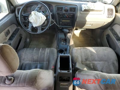 Zdjęcie 8 z 11 samochodu: 2002 TOYOTA 4RUNNER SR5 VIN:JT3GN86R220258435 - miniatura