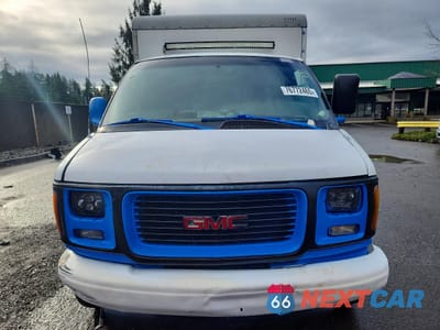 Piąte zdjęcie samochodu w środku: 2001 GMC SAVANA PASSENGER 350 VIN:1GDHG31R311223685 - miniatura