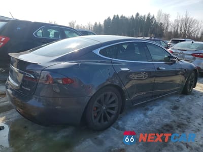 Trzecie zdjęcie samochodu z tyłu: 2019 TESLA MODEL S VIN:5YJSA1E49KF336824 - miniatura