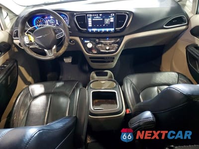 Zdjęcie 8 z 13 samochodu: 2022 CHRYSLER PACIFICA TOURING L VIN:2C4RC1BG7NR188866 - miniatura