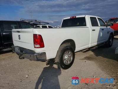 Trzecie zdjęcie samochodu z tyłu: 2015 RAM 2500 ST VIN:3C6UR4HJ7FG654789 - miniatura