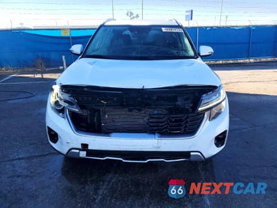 Piąte zdjęcie samochodu w środku: 2025 KIA SELTOS S VIN:KNDEU2AA0S7725010 - miniatura