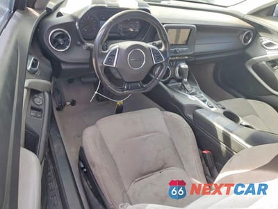 Zdjęcie 8 z 12 samochodu: 2019 CHEVROLET CAMARO LS VIN:1G1FB1RS5K0105353 - miniatura
