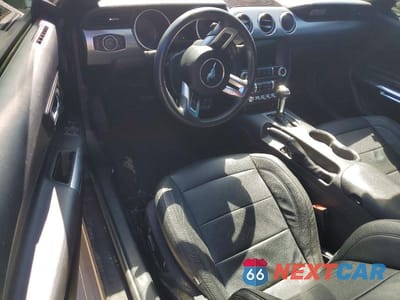 Zdjęcie 8 z 11 samochodu: 2019 FORD MUSTANG VIN:1FA6P8TH7K5163133 - miniatura