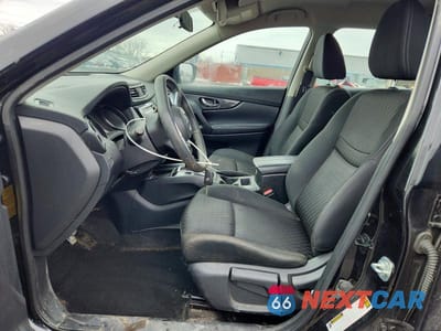 Zdjęcie 7 z 12 samochodu: 2018 NISSAN ROGUE S VIN:KNMAT2MV6JP581767 - miniatura