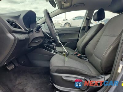 Zdjęcie 7 z 13 samochodu: 2019 HYUNDAI ACCENT SE VIN:3KPC24A35KE083717 - miniatura