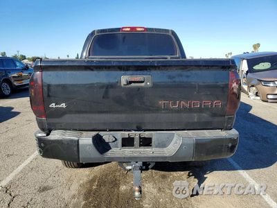 Zdjęcie 6 z 11 samochodu: 2018 TOYOTA TUNDRA CREWMAX SR5 VIN:5TFDW5F16JX775151 - miniatura