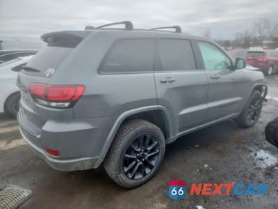 Trzecie zdjęcie samochodu z tyłu: 2022 JEEP GRAND CHEROKEE LAREDO E VIN:1C4RJFAGXNC141280 - miniatura