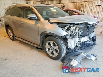 Czwarte zdjęcie samochodu z boku: 2016 TOYOTA HIGHLANDER VIN:5TDDKRFH2GS288091 - miniatura