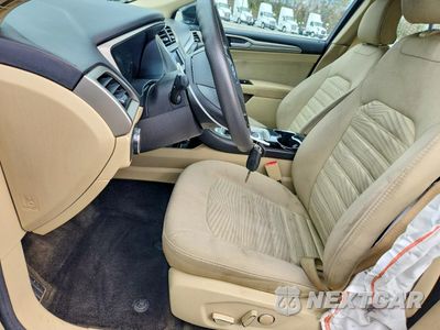 Zdjęcie 7 z 12 samochodu: 2016 FORD FUSION SE VIN:3FA6P0H79GR139437 - miniatura