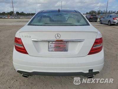 Zdjęcie 6 z 11 samochodu: 2015 MERCEDES-BENZ C 350 VIN:WDDGJ5HB6FG370454 - miniatura