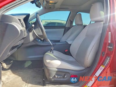 Zdjęcie 7 z 11 samochodu: 2012 LEXUS CT 200 VIN:JTHKD5BH9C2058435 - miniatura