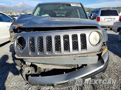 Piąte zdjęcie samochodu w środku: 2013 JEEP PATRIOT SPORT VIN:1C4NJPBA0DD108912 - miniatura