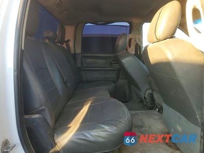 Zdjęcie 11 z 13 samochodu: 2015 RAM 4500 TRUCK CAB AND CHASSIS VIN:3C7WRKEL3FG516956 - miniatura