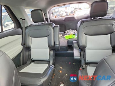 Zdjęcie 10 z 13 samochodu: 2023 FORD EXPLORER XLT VIN:1FMSK8DH0PGC32418 - miniatura