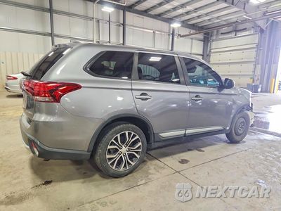 Trzecie zdjęcie samochodu z tyłu: 2018 MITSUBISHI OUTLANDER ES VIN:JA4AD2A30JJ003998 - miniatura
