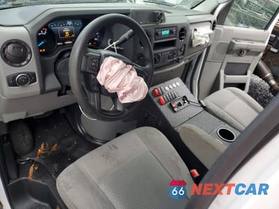 Zdjęcie 8 z 12 samochodu: 2022 FORD E350 AMBULANCE VIN:1FDWE3FN6NDC35921 - miniatura