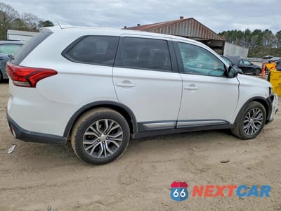 Trzecie zdjęcie samochodu z tyłu: 2017 MITSUBISHI OUTLANDER ES VIN:JA4AD2A31HZ057757 - miniatura