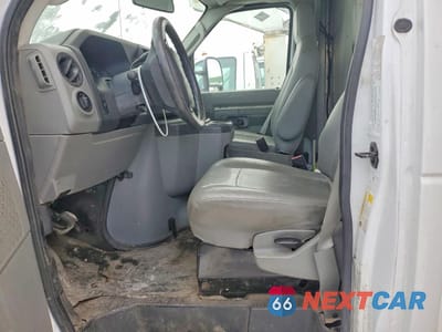 Zdjęcie 7 z 12 samochodu: 2019 FORD E450 CABLE PLACER BUCKET TRUCK VIN:1FDXE4FS1KDC17144 - miniatura