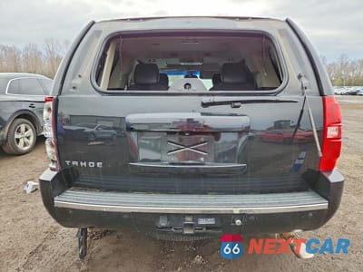 Zdjęcie 6 z 12 samochodu: 2013 CHEVROLET TAHOE K1500 LTZ VIN:1GNSKCE08DR150217 - miniatura