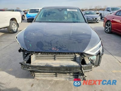 Piąte zdjęcie samochodu w środku: 2024 AUDI A3 PREMIUM PLUS VIN:WAUHUDGY3RA046873 - miniatura