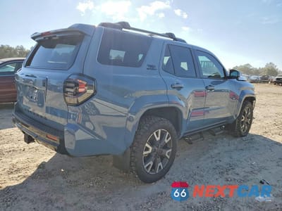 Trzecie zdjęcie samochodu z tyłu: 2025 TOYOTA 4RUNNER TRD SPORT PREMIUM VIN:JTEVA5BR5S5034240 - miniatura