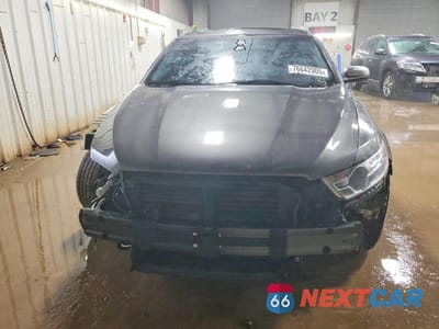 Piąte zdjęcie samochodu w środku: 2018 FORD TAURUS LIMITED VIN:1FAHP2F8XJG110169 - miniatura