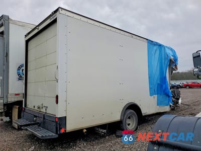 Trzecie zdjęcie samochodu z tyłu: 2022 OTHER 4500 CUTAWAY VIN:1HA6GUC73NN002918 - miniatura