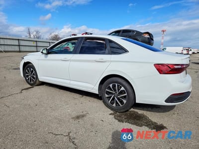 Drugie zdjęcie samochodu z przodu: 2025 VOLKSWAGEN JETTA S VIN:3VW5X7BU9SM001056 - miniatura