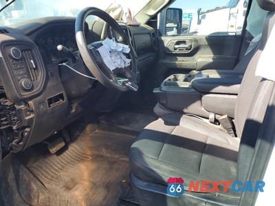 Zdjęcie 7 z 12 samochodu: 2024 CHEVROLET SILVERADO FLATBED TRUCK VIN:1GB4YSE74RF191450 - miniatura