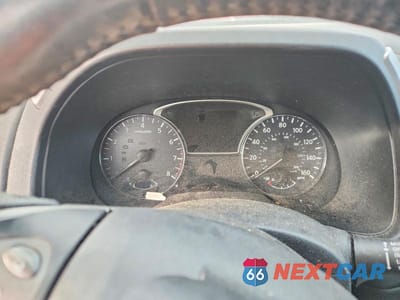 Zdjęcie 9 z 12 samochodu: 2016 NISSAN PATHFINDER S VIN:5N1AR2MM5GC620611 - miniatura