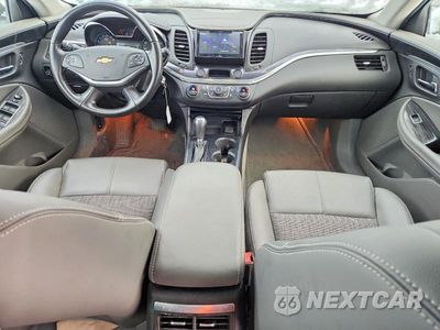 Zdjęcie 8 z 11 samochodu: 2017 CHEVROLET IMPALA LT VIN:2G1105S38H9113763 - miniatura