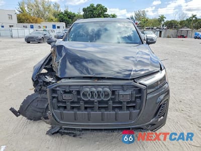 Piąte zdjęcie samochodu w środku: 2025 AUDI Q7 PREMIUM PLUS VIN:WA1LCBF78SD021852 - miniatura