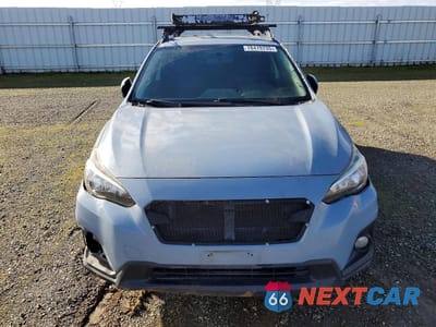 Piąte zdjęcie samochodu w środku: 2018 SUBARU CROSSTREK PREMIUM VIN:JF2GTABC1JH226779 - miniatura