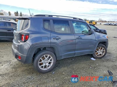 Trzecie zdjęcie samochodu z tyłu: 2022 JEEP RENEGADE LATITUDE VIN:ZACNJDB1XNPN61353 - miniatura