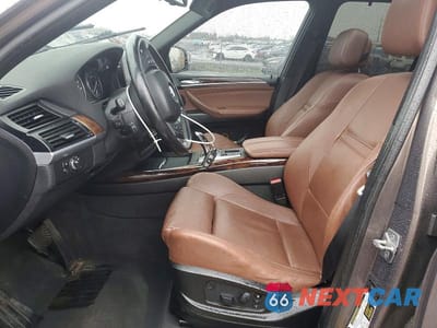 Zdjęcie 7 z 13 samochodu: 2011 BMW X5 VIN:5UXZW0C57BL656595 - miniatura