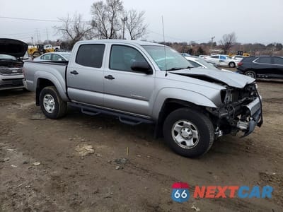 Czwarte zdjęcie samochodu z boku: 2014 TOYOTA TACOMA PRERUNNER V6 VIN:5TFJU4GN2EX060362 - miniatura