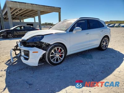 2025 PORSCHE CAYENNE S WP1AL2AY8SDA19367 - główne zdjęcie licytacji z USA - miniatura