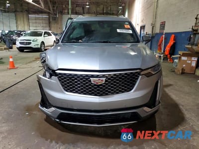 Piąte zdjęcie samochodu w środku: 2025 CADILLAC XT6 LUXURY VIN:1GYKPBR43SZ151087 - miniatura