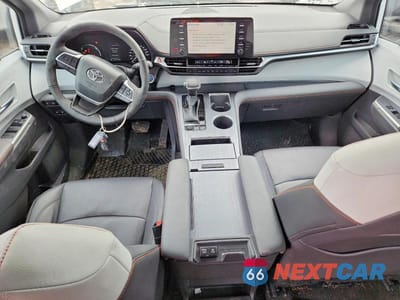 Zdjęcie 8 z 12 samochodu: 2024 TOYOTA SIENNA LE VIN:5TDGSKFCXRS152688 - miniatura
