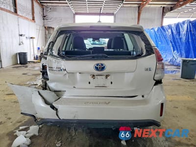 Zdjęcie 6 z 12 samochodu: 2015 TOYOTA PRIUS V VIN:JTDZN3EU0FJ024615 - miniatura