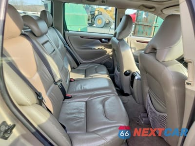 Zdjęcie 10 z 12 samochodu: 2005 VOLVO XC70 VIN:YV1SZ592851197284 - miniatura