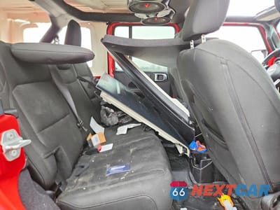 Zdjęcie 10 z 11 samochodu: 2019 JEEP WRANGLER UNLIMITED SPORT VIN:1C4HJXDG6KW542039 - miniatura